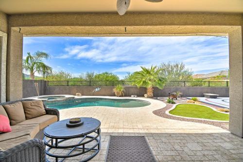 Spacious Peoria Retreat With Heated Pool And Spa!