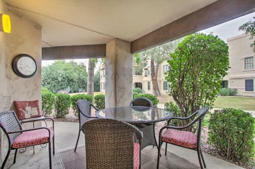 Apartamento Charming Scottsdale Condo With Patio And Grills!