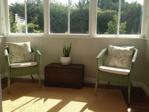 Country Bliss Cottage
