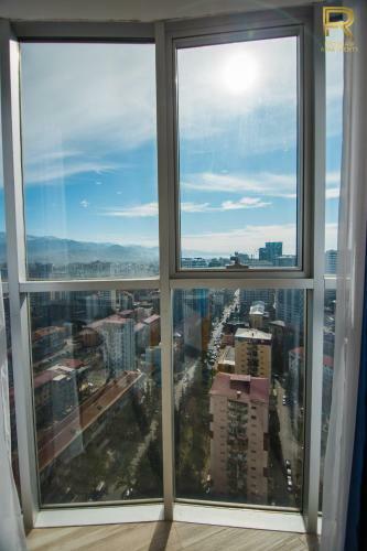 Pirosmani Apartments 18d