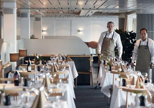 Dfds Mini Cruise Amsterdam - Newcastle - Amsterdam