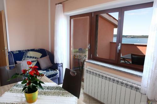 Sea View Apartments Orko