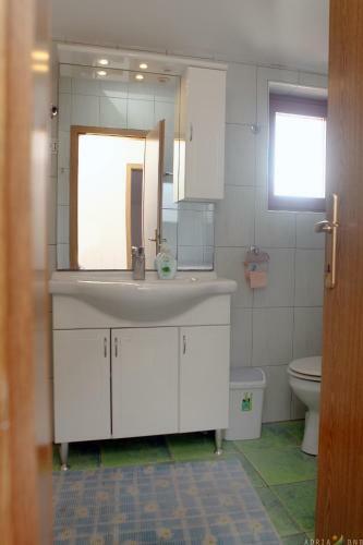 Sea View Apartments Orko