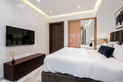 Boardroom Apartments