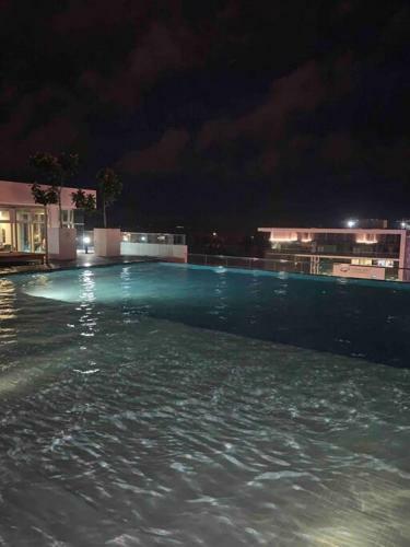 Apartamento Rooftop Infinity Pool 2bedrooms Sutera Avenue