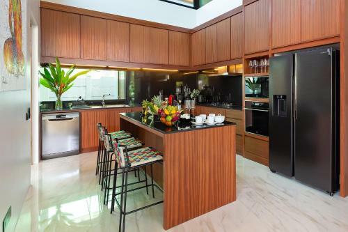 Sunset Villa, Luxury 5 Beds, Baan Bua Nai Harn
