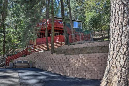 Boho Crestline Cabin, 1 Mile To Lake Gregory!
