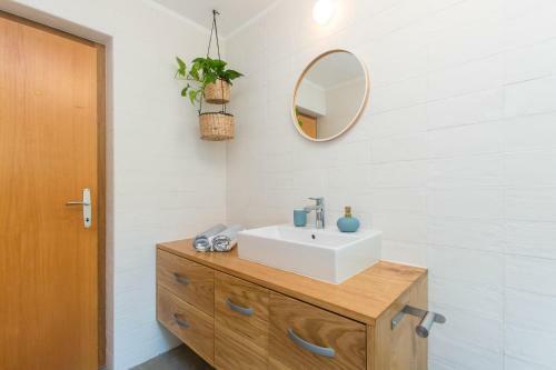 Casa Flora 3-minutes? Walk From The Beach