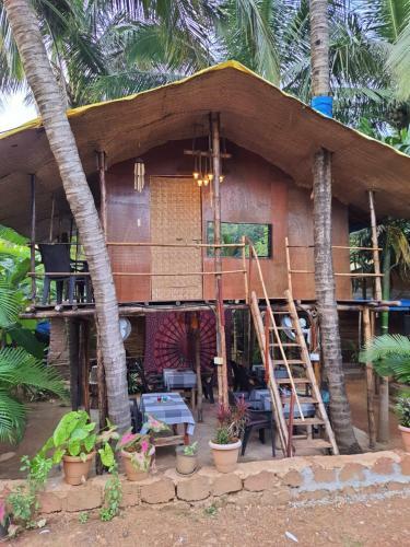 Om Gravity Resort
