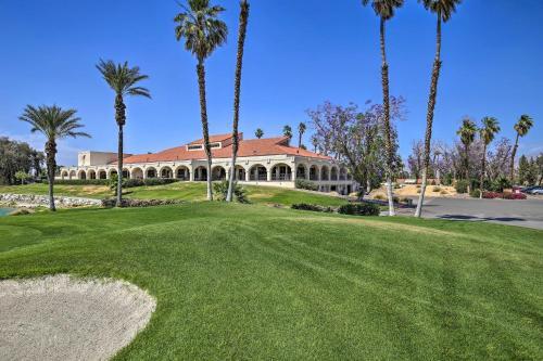 Apartamento Resort Condo With Golf Course View, Pool Access