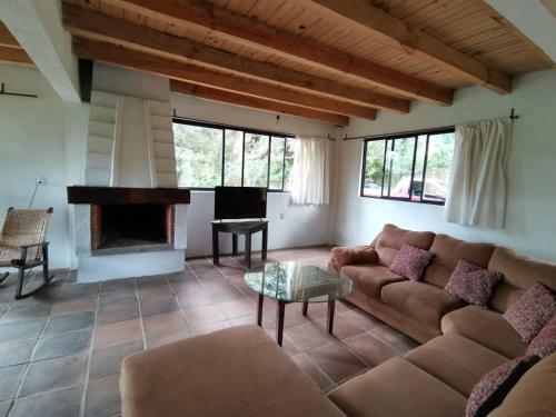 Casa Los Ocotes Valle De Bravo Edo Mex
