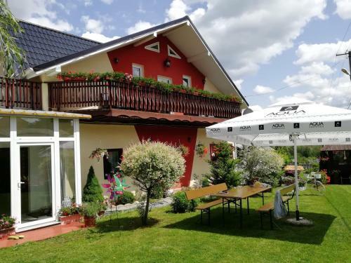 Hostal Pensiunea Off Road Calimani