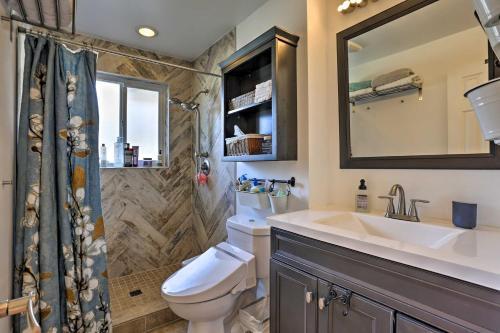 Spacious Denver Home With Backyard 6 Mi To Dtwn!