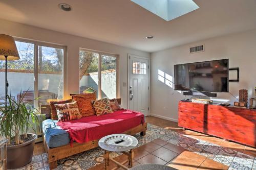 Spacious Denver Home With Backyard 6 Mi To Dtwn!