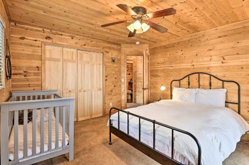 Spacious Mountain Retreat On Fenced Riverfront Lot