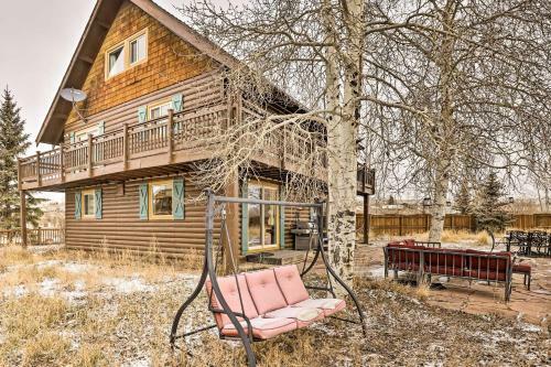 Spacious Mountain Retreat On Fenced Riverfront Lot