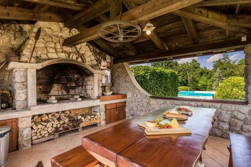 Villa Holiday House With Swimming Pool