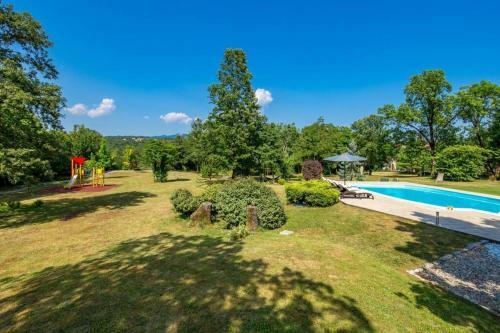Villa Holiday House With Swimming Pool