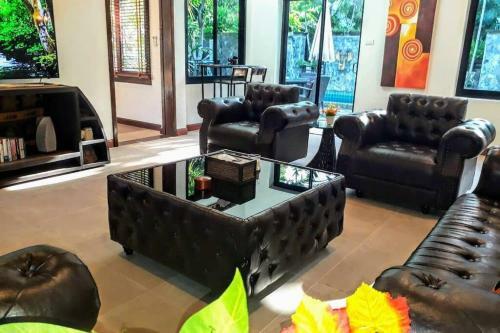 3 Bedroom Villa Shine