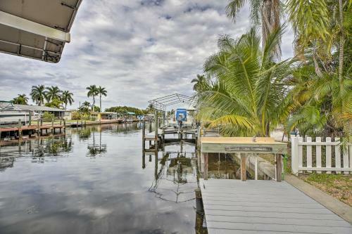 Waterfront Matlacha Home With Covered Boat Slip