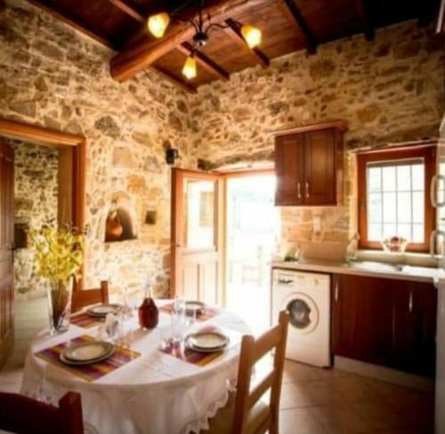 Luxurious Stone Apartment 1