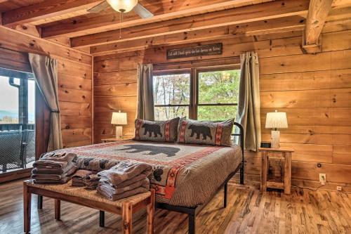 Family Cabin With Idyllic Views 9 Mi To Helen!