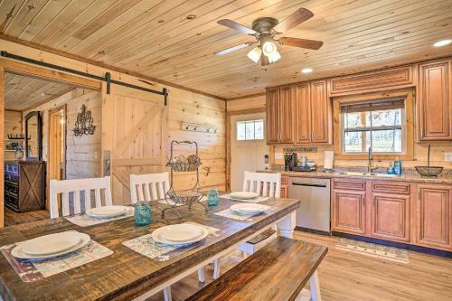 Serene Lakefront Cabin With Deck And Fire Pit!
