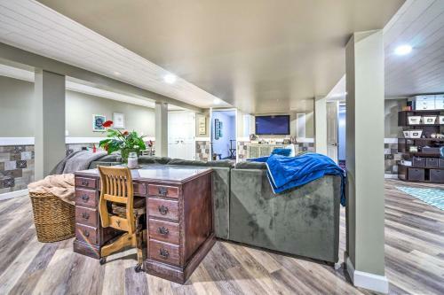 Apartment With Shared Amenities On 50 Acres