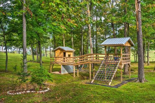 Apartment With Shared Amenities On 50 Acres