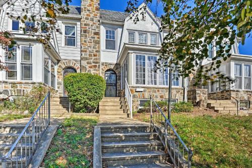 Modern Baltimore Escape With Deck 4 Mi To Dtwn