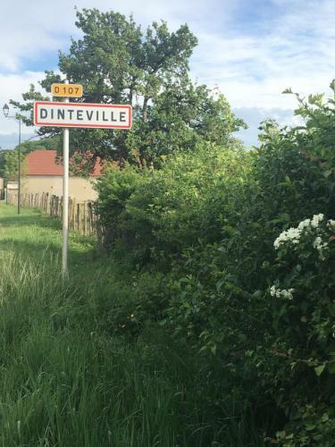 Agroturismo La Maisonnette Dintevilloise