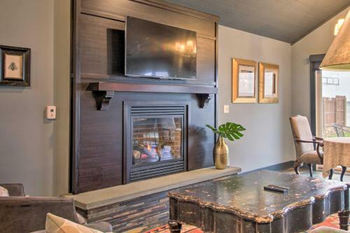 Luxe Breezy Point Escape With Dock And Fire Pit!