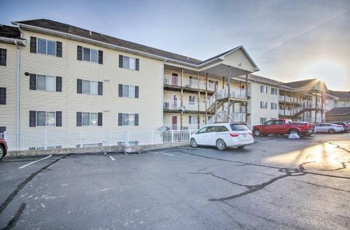 Apartamento Waterfront Osage Beach Condo With Deck And Pool!