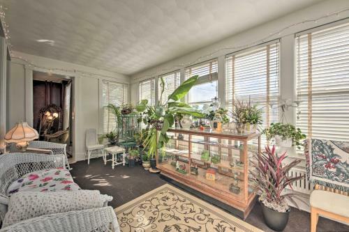 Villa Romantic 1850s Home With 2 Acres And Fire Pit!