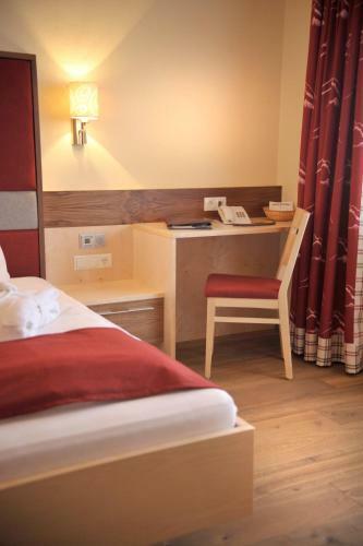 Hotel R�sslhof