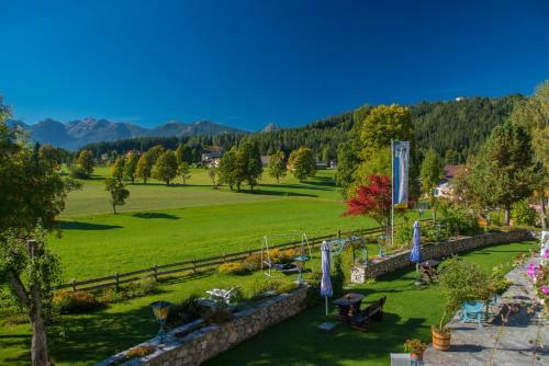 Wander- & Langlaufhotel Romantikchalet Almfrieden