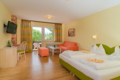 Wander- & Langlaufhotel Romantikchalet Almfrieden