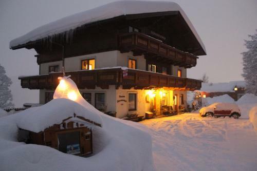 Hostal Pension Sonnwendhof