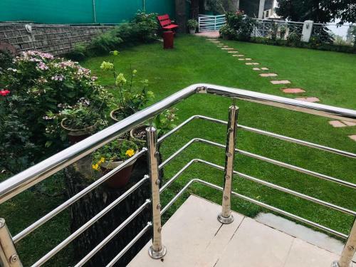 H.m.h Lodges & Hotel Resort