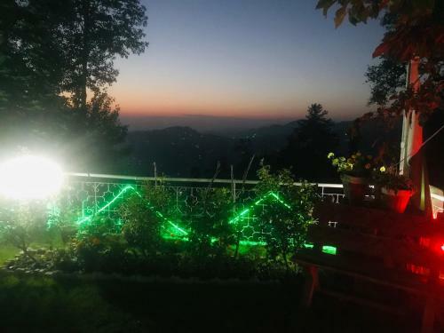 H.m.h Lodges & Hotel Resort