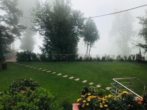 H.m.h Lodges & Hotel Resort