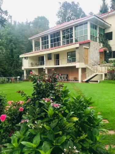 H.m.h Lodges & Hotel Resort