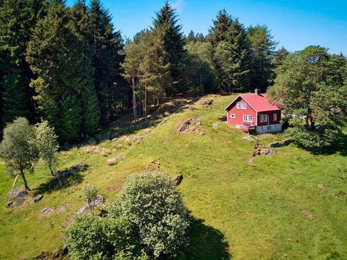 Holiday Home Bremnes II