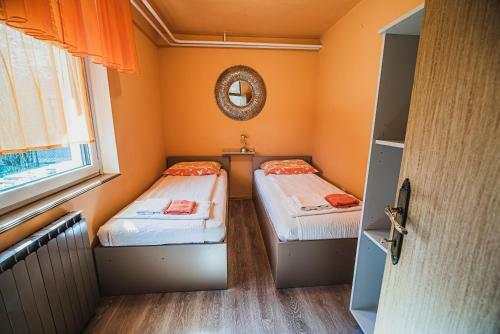 Apartma Rombon Brdo With Free Onsite Parking