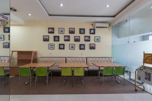Oyo 773 Hotel Rujia