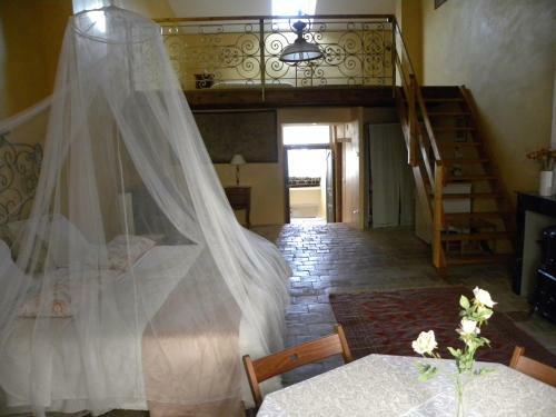 Hostal XVI Century Mansion