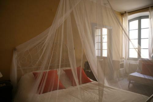 Hostal XVI Century Mansion