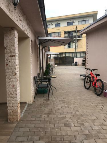 Hostal Pensiunea Aliner