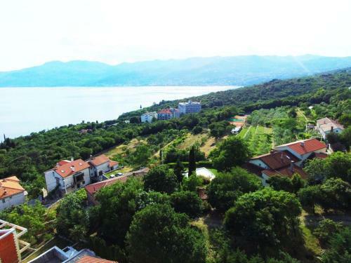 Apartments In Villa Azra