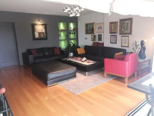Apartments In Villa Azra